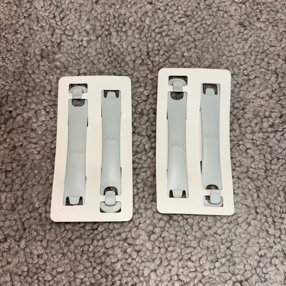set of two elvis bra strap extenders